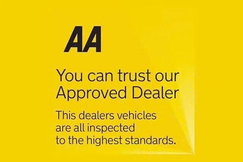 Used Renault Captur Dynamique 90 HP (66 kW) 2014 Blue/black SUV