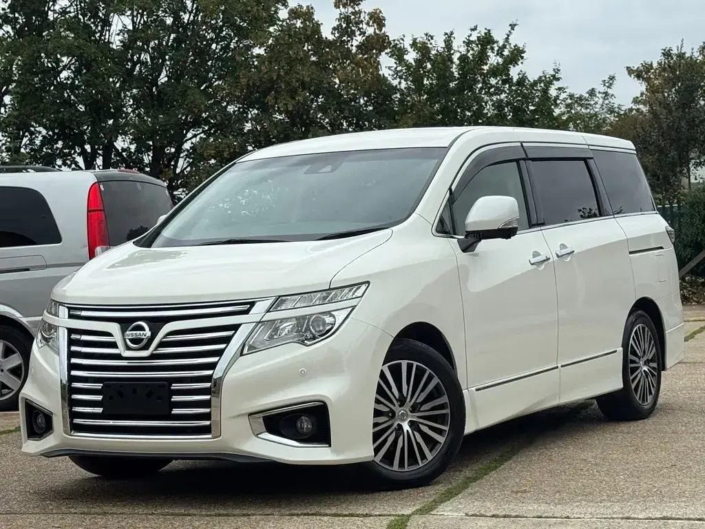 Used Nissan Elgrand 2025 MPV
