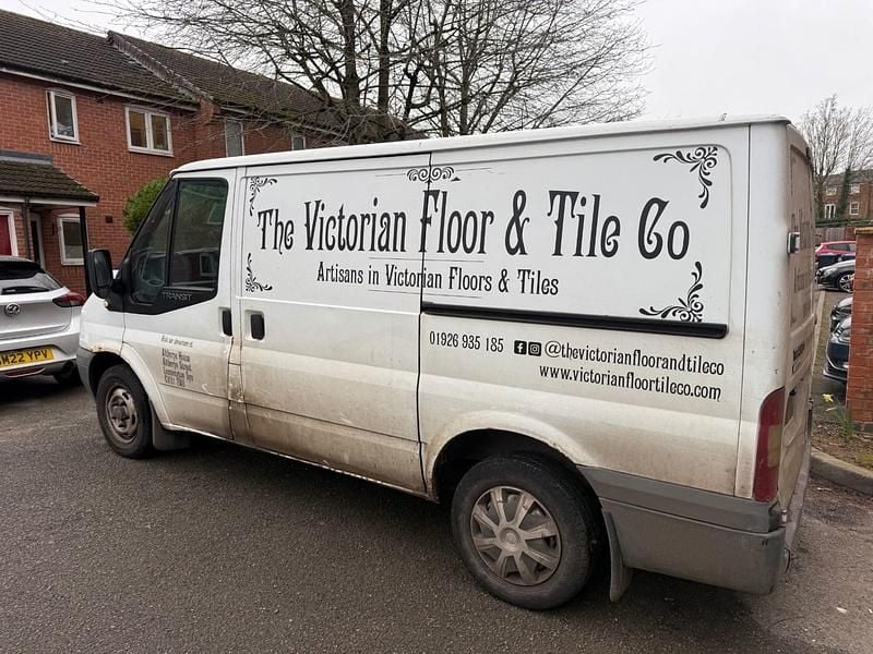 Used Ford Transit 85 HP (62 kW) 2010 White Van