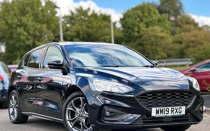 Used 2020 Ford Focus ST-Line Hatchback | £6,990 (Fair price) - Image 1/4