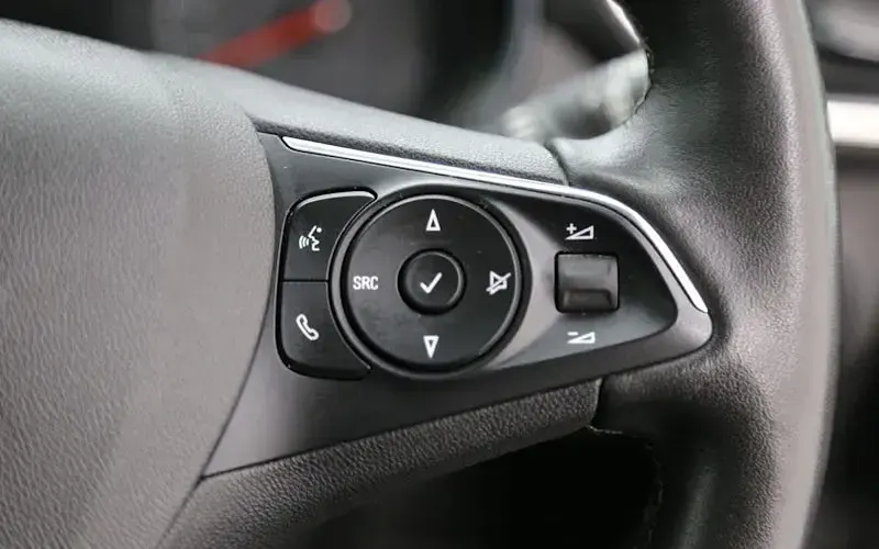 Used Vauxhall Crossland Ultimate 110 HP (80 kW) 2022 Black SUV