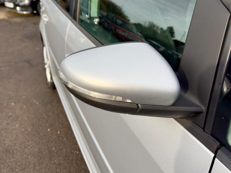 Used VW Touran SE 2010 Silver MPV