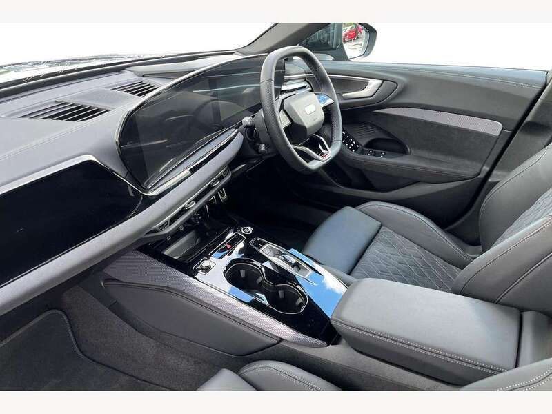 Image 2/4