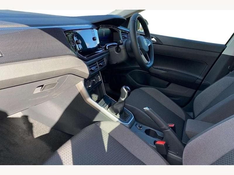 Used VW Taigo Life 95 HP (69 kW) 2025 Ascot grey SUV