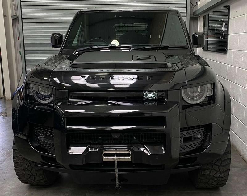 Used Land Rover Defender SE 2021 Black SUV