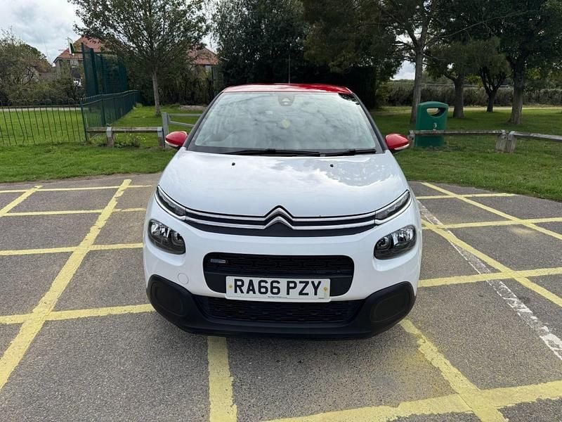 Używany Citroën C3 Feel 2017 Biały Hatchback