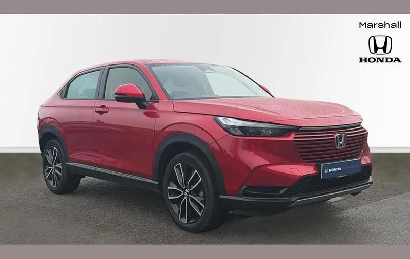 Used Honda HR-V Elegance 128 HP (94 kW) 2022 Red SUV