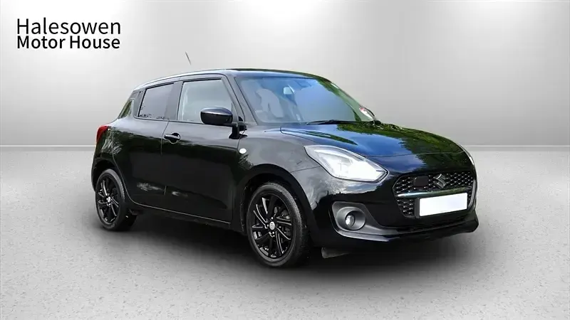 Begagnad Suzuki Swift SZ-T 83 HK (61 kW) 2024 Svart Halvkombi
