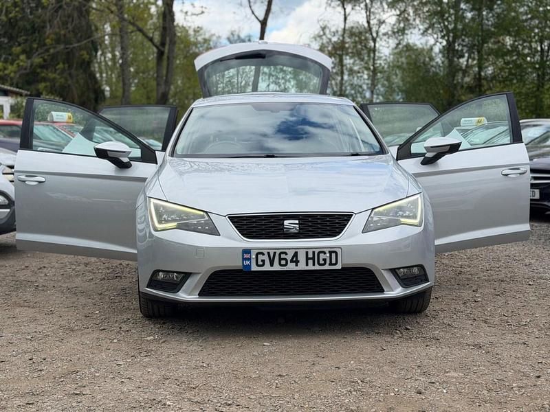 Begagnad Seat Leon SE 105 HK (77 kW) 2015 Silver Halvkombi