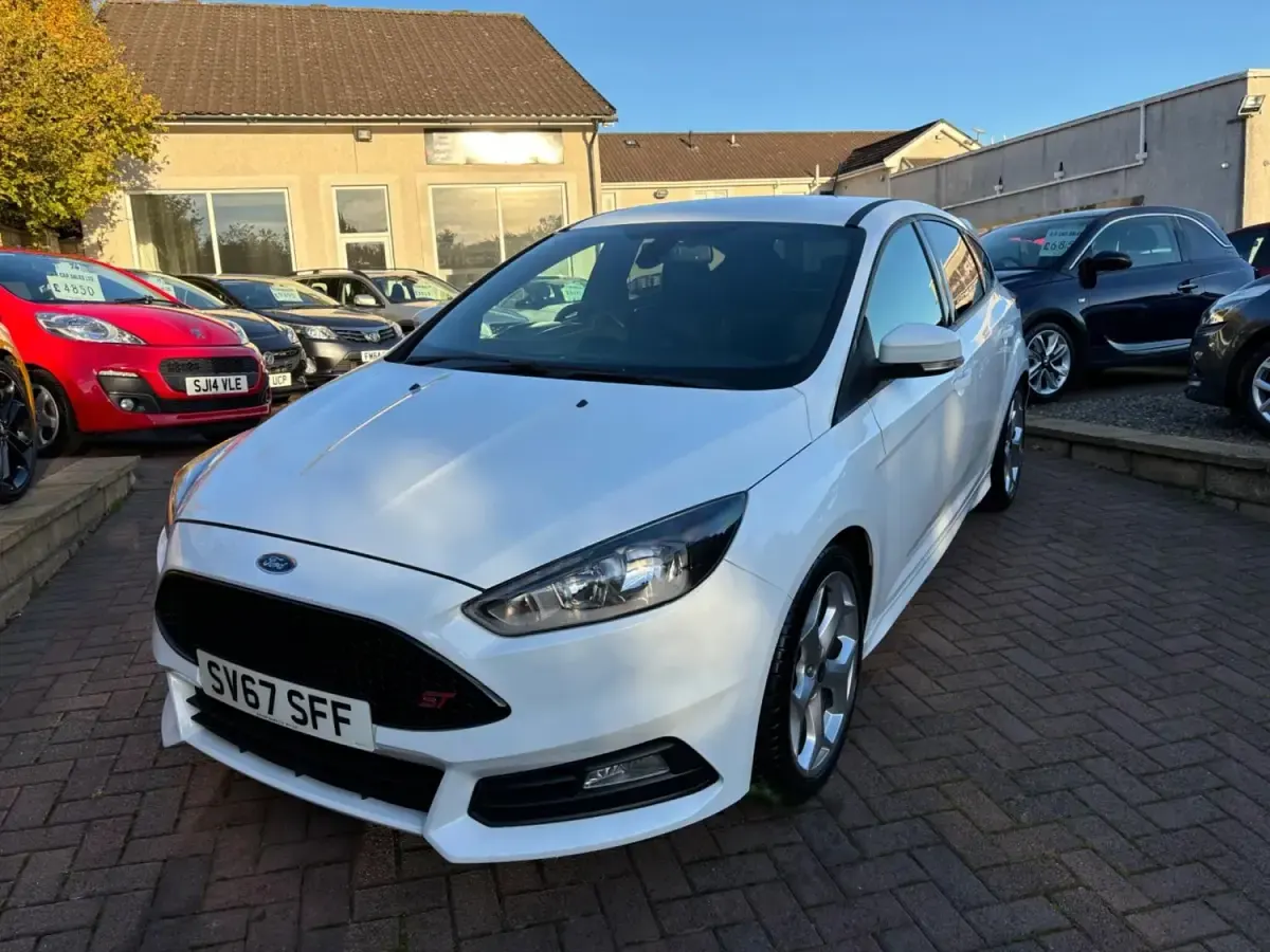 Używany Ford Focus ST 2017 Biały Hatchback