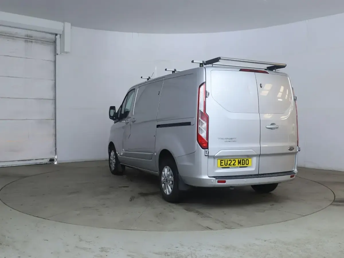 Used Ford Transit Custom Limited 170 HP (125 kW) 2022 Silver Van