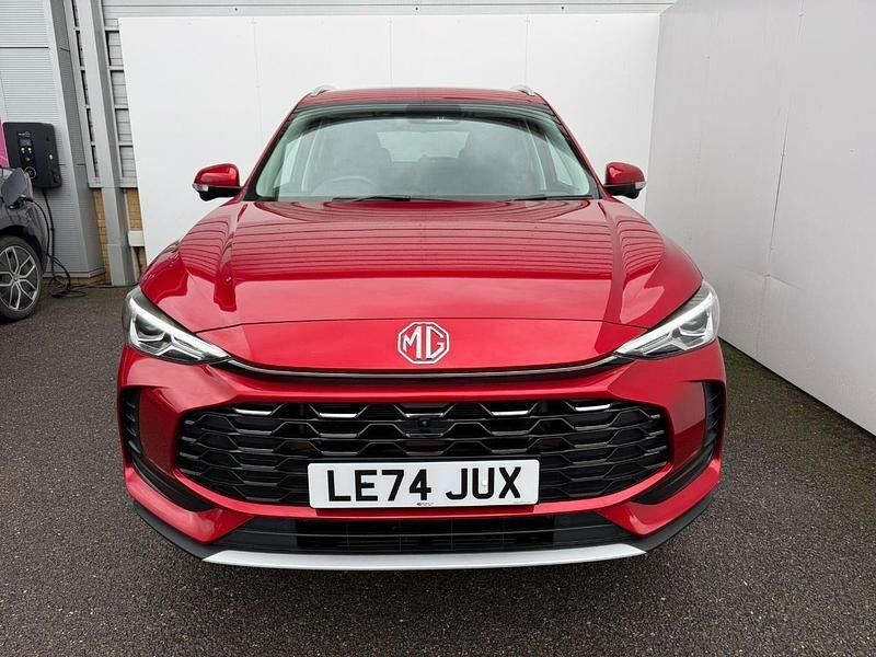 Used MG ZS Trophy 193 HP (141 kW) 2024 Red SUV