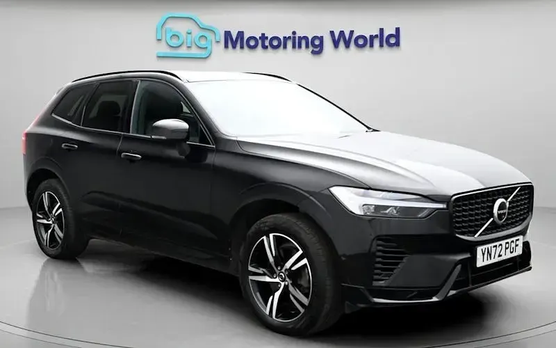 Usado Volvo XC60 Plus 340 HP (250 kW) 2021 Preto SUV