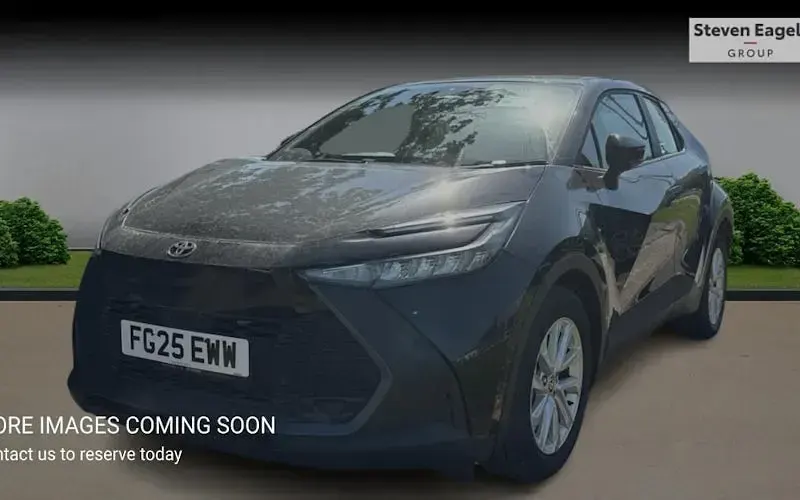 Used Toyota C-HR 140 HP (102 kW) 2026 SUV