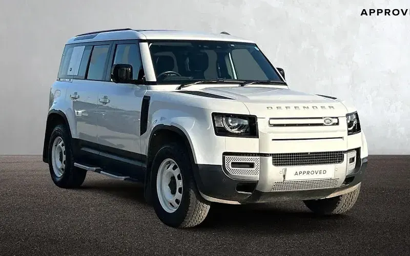 Used Land Rover Defender SE 249 HP (183 kW) 2023 SUV