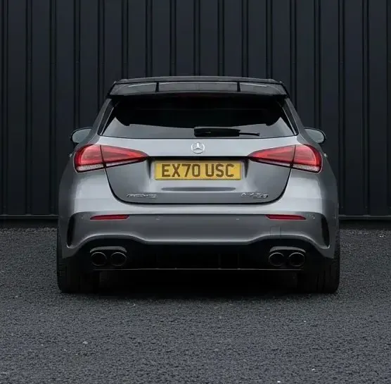 Usado Mercedes A45 AMG 421 HP (309 kW) 2020 Cinzento Citadino