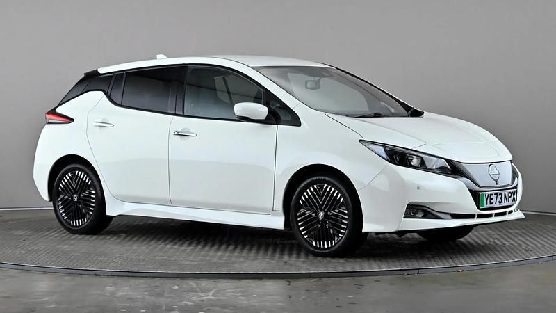 Used Nissan Leaf Shiro 110 kW (150 HP) 2023 White Hatchback