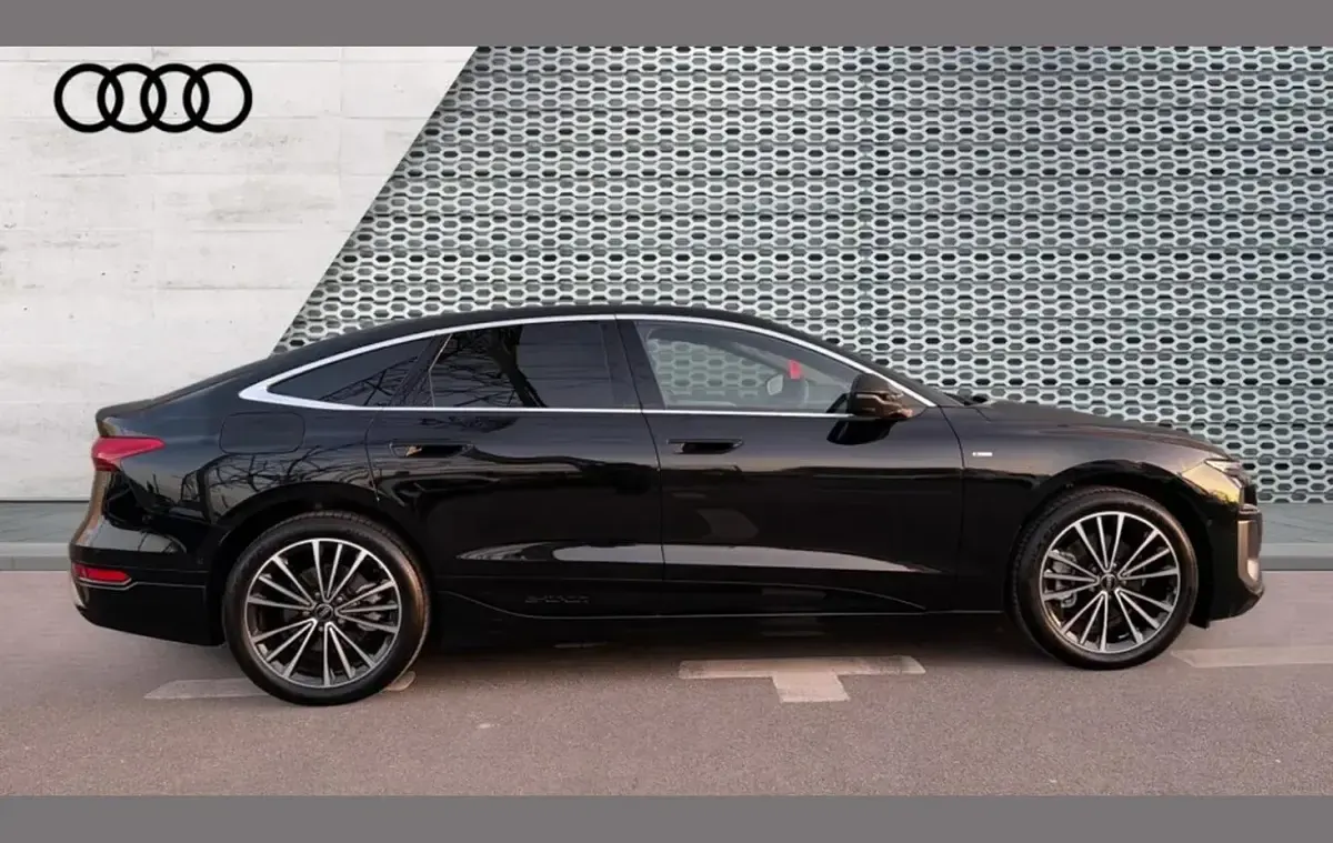 Used Audi A6 e-tron S-Line 210 kW (286 HP) 2026 Black Hatchback
