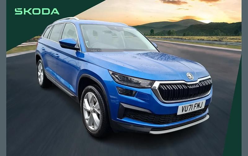 Race blue metallic Used 2021 Skoda Kodiaq SE L SUV | £26,500 (Good price) - Image 1/4