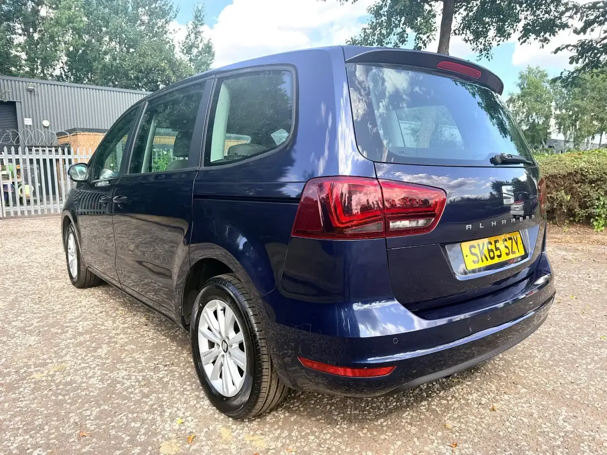 Used Seat Alhambra Ecomotive 150 HP (110 kW) 2015 Blue MPV
