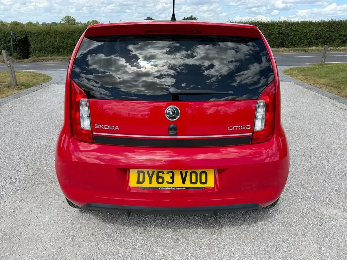 Used Skoda Citigo Sport 75 HP (55 kW) 2013 Red Hatchback