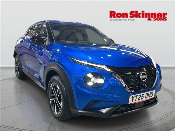 Blue New 2025 Nissan Juke N-Connecta SUV | £22,499 (Expensive) - Image 1/4