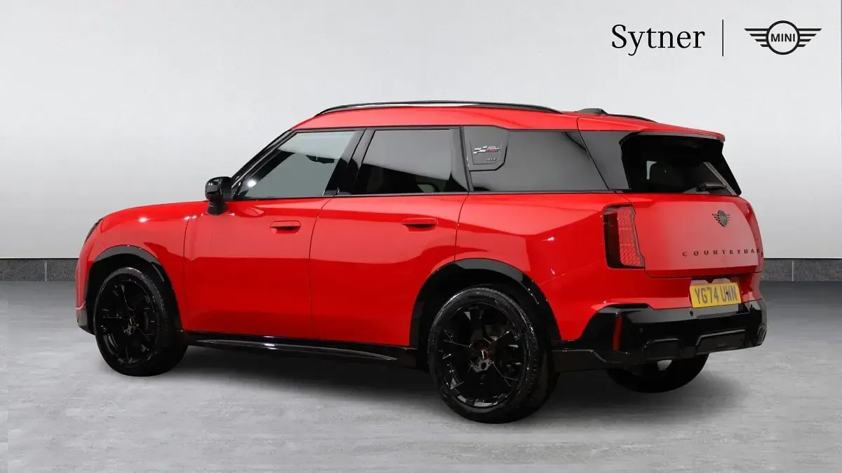 Used Mini Countryman 215 HP (158 kW) 2024 Red SUV