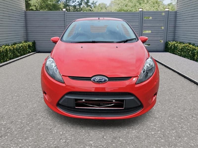 Usado Ford Fiesta Style 82 HP (60 kW) 2012 Vermelho Citadino