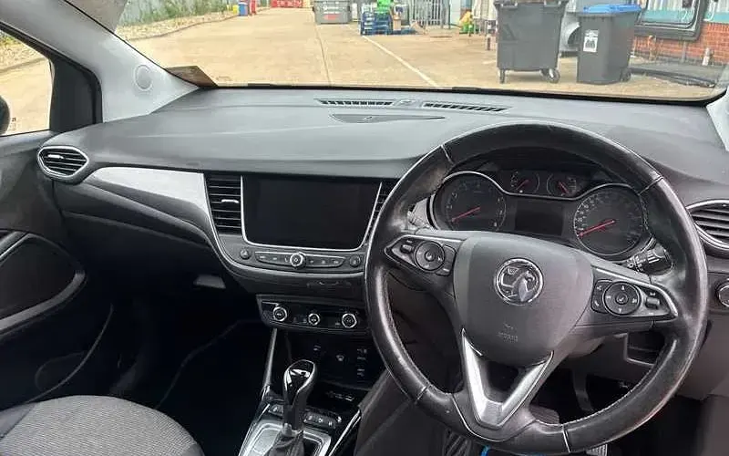 Used Vauxhall Crossland Elite 131 HP (96 kW) 2021 Blue SUV