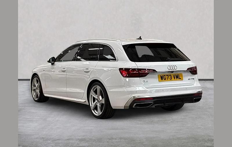 Used Audi A4 S-Line 204 HP (150 kW) 2024 White Estate