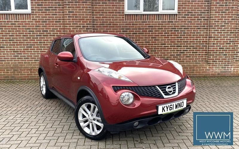 Used Nissan Juke Tekna 2011 Red SUV