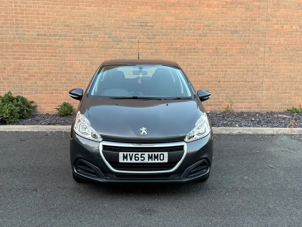 Used Peugeot 208 Access 68 HP (50 kW) 2015 Grey Hatchback