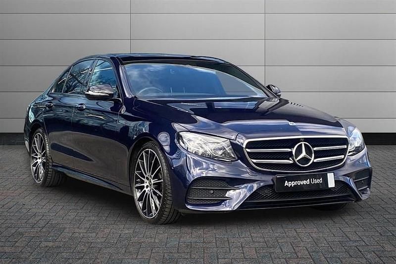 Used Mercedes E220 AMG line 194 HP (142 kW) 2020 Blue Sedan