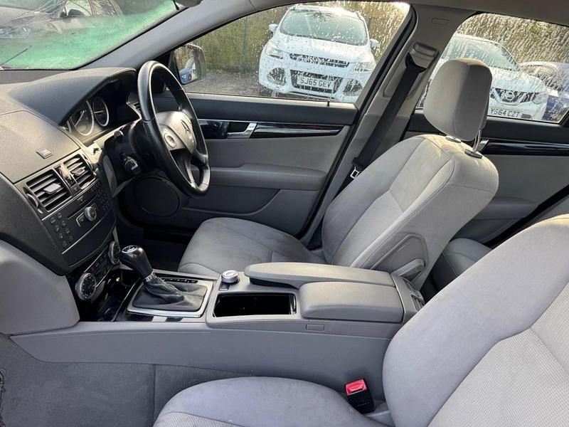 Used Mercedes C180 SE 156 HP (114 kW) 2008 Grey Sedan