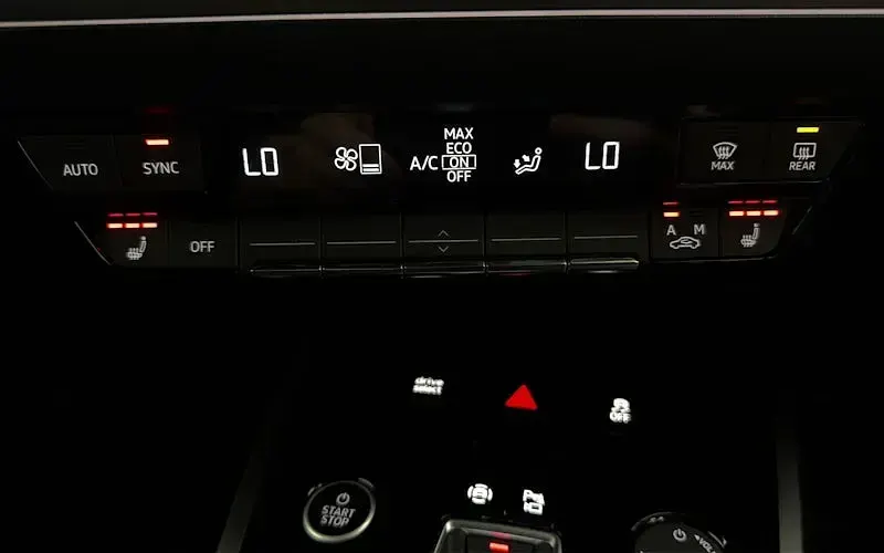 Used Audi Q4 e-tron Sport 125 kW (170 HP) 2022 Black SUV