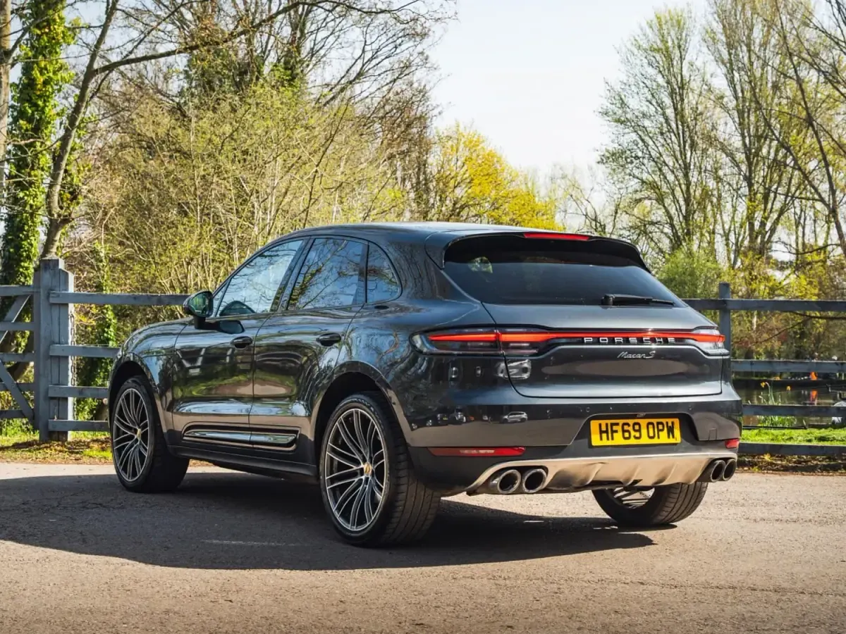 Usado Porsche Macan 354 HP (260 kW) 2019 Cinzento SUV