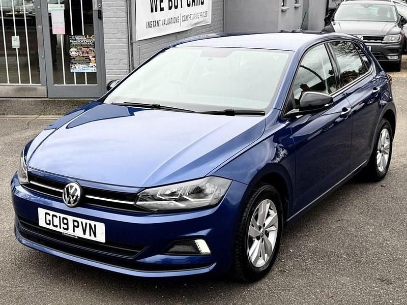 Used VW Polo SE 80 HP (58 kW) 2019 Blue Hatchback