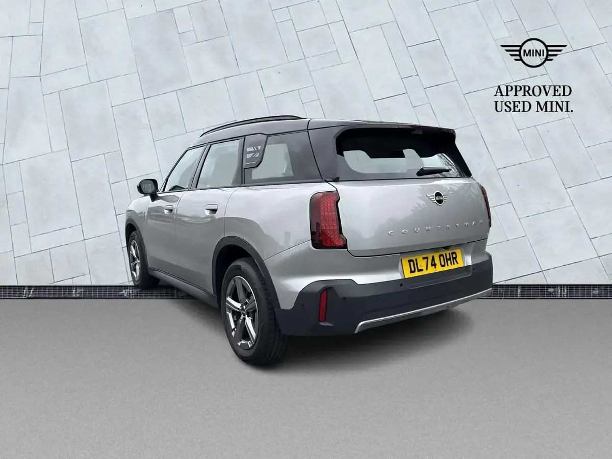 Used Mini Countryman Classic 170 HP (125 kW) 2024 Silver SUV