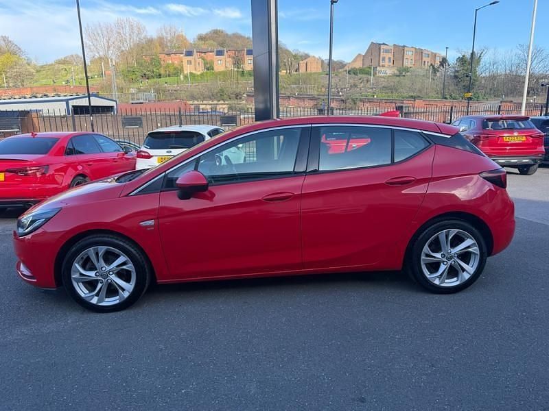 Used Vauxhall Astra SRi 2018 Red Hatchback