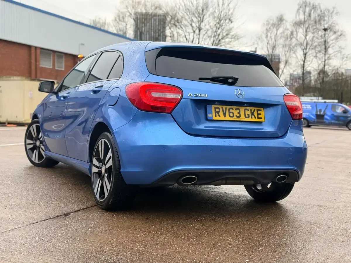 Used Mercedes A200 2013 Blue Hatchback