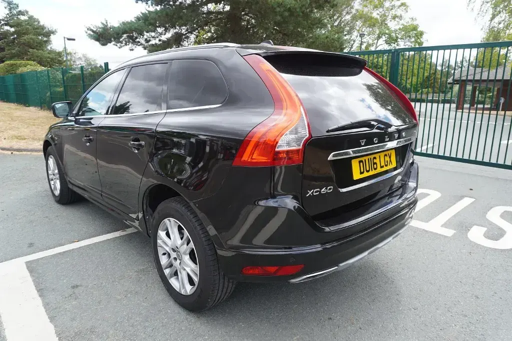 Used Volvo XC60 SE Lux 2016 SUV