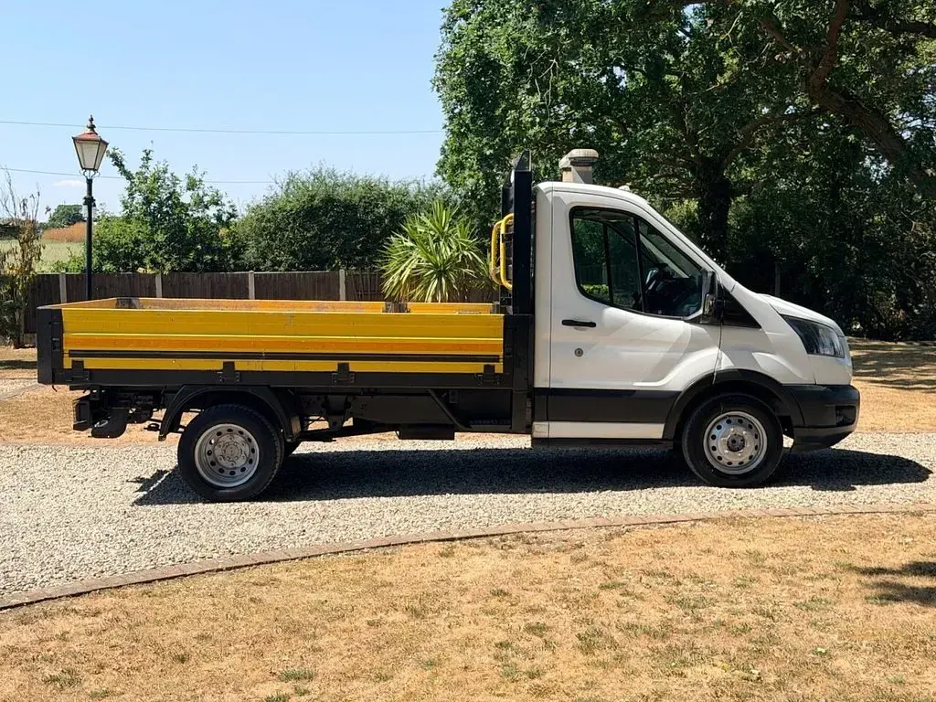 Used Ford Transit 130 HP (95 kW) 2017 White Van