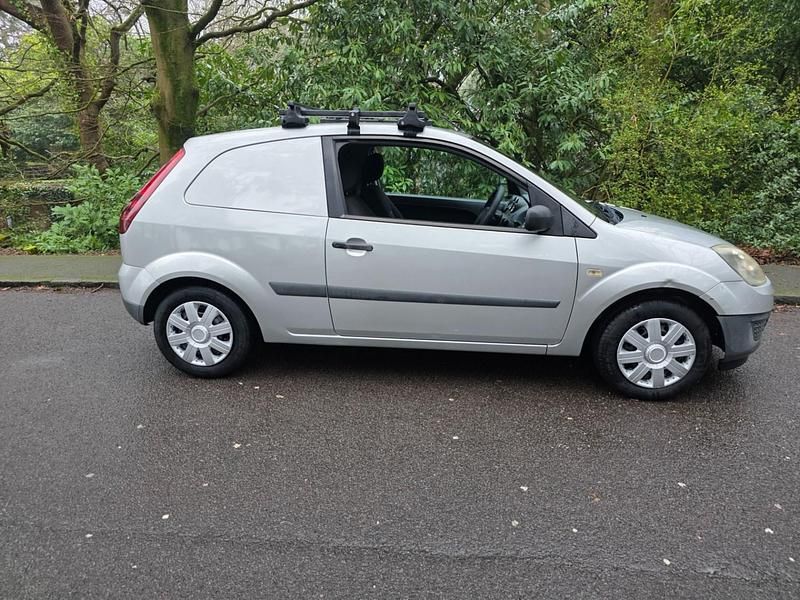 Used Ford Fiesta 2007 Silver Hatchback