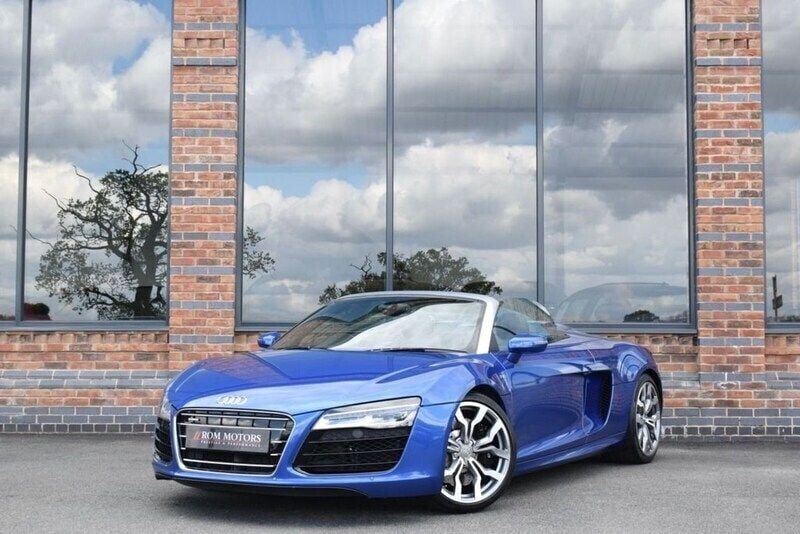 Blue Used 2015 Audi R8 Spyder Advanced Cabriolet | £65,500 (Fair price) - Image 1/4