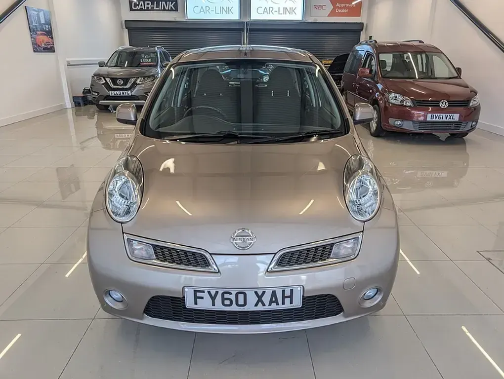 Used Nissan Micra N-TEC 79 HP (58 kW) 2010 Beige Hatchback