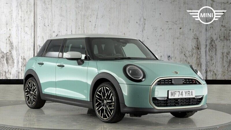 Green Used 2024 Mini Cooper S Hatch Hatchback | £28,997 (Expensive) - Image 1/4