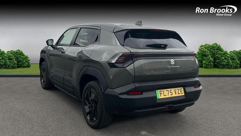 Gebraucht Suzuki Vitara 135 kW (184 PS) 2025 Grün SUV