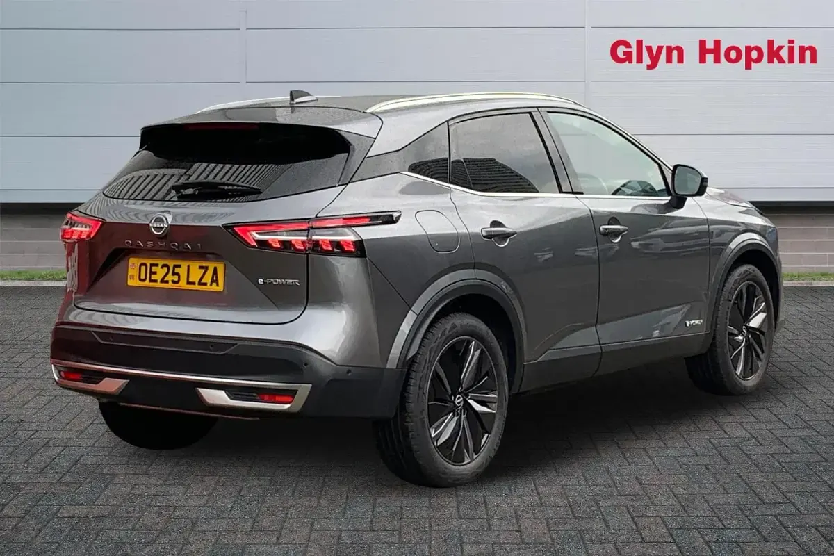 Used Nissan Qashqai Tekna 190 HP (139 kW) 2025 Grey SUV