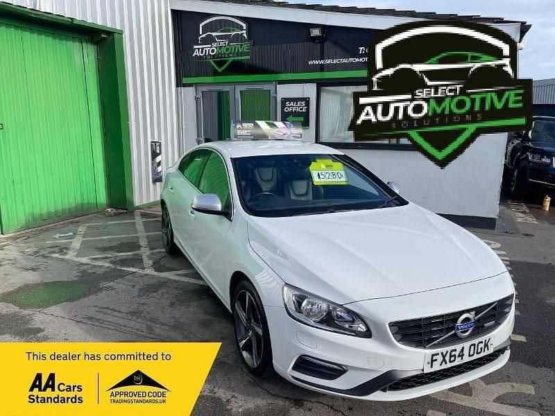 Used Volvo S60 R-Design 115 HP (84 kW) 2014 White Sedan