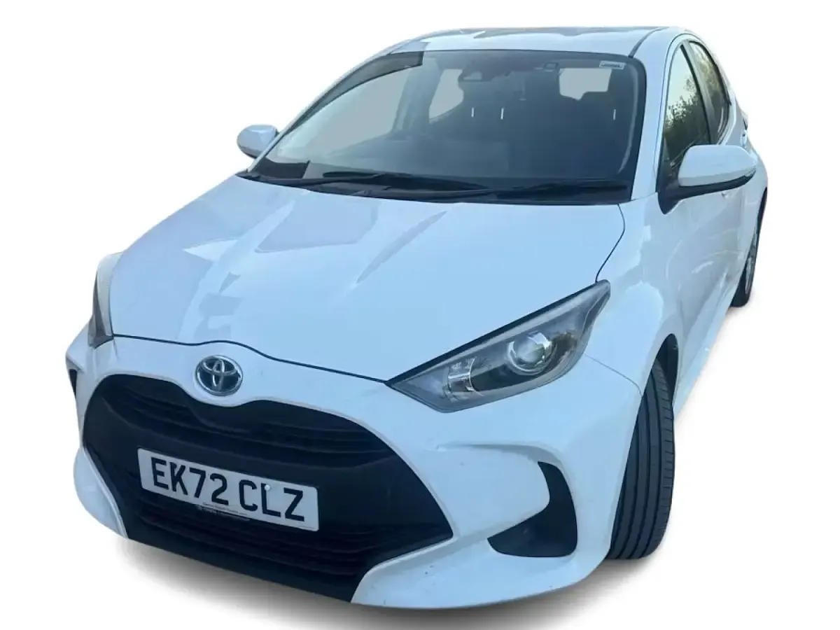 Used Toyota Yaris 116 HP (85 kW) 2022 White Hatchback